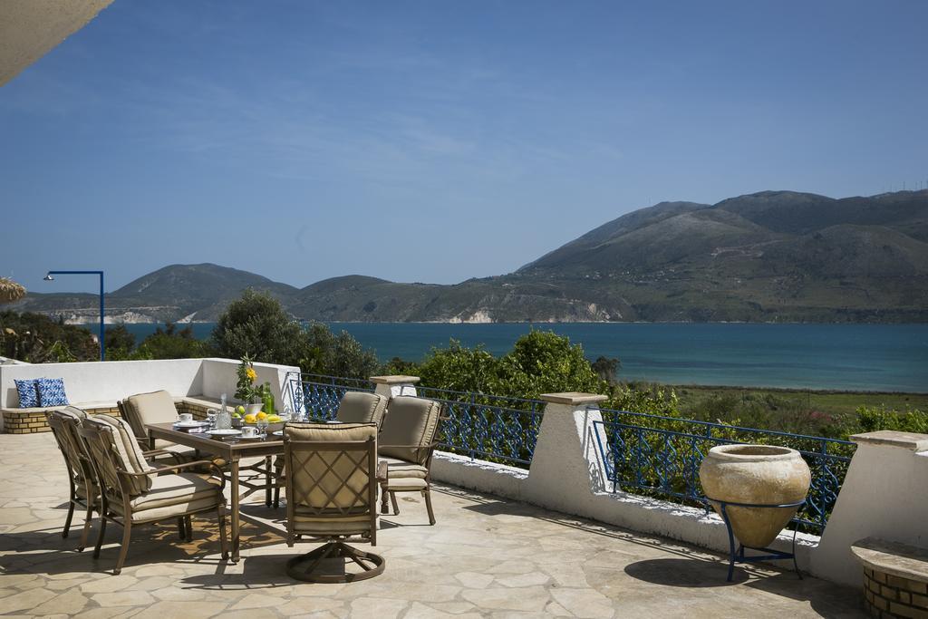 Villa Afrodite Mousata Buitenkant foto